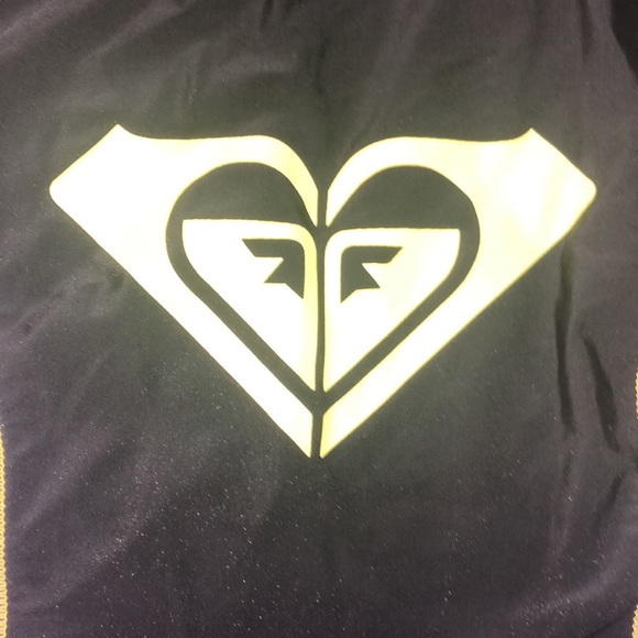 Big Girl’s Roxy Rash Guard L - Picture 2 of 8